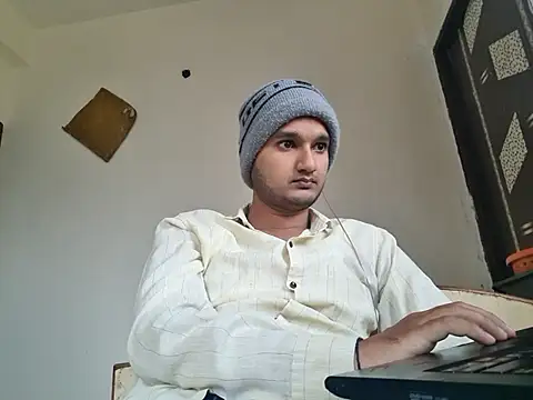 Snapshot of Jonrobinso chatting on November 13, 2025, 4:33 am Jonrobinso online show from November 13, 2025, 4:33 am