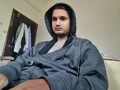 Snapshot of Jonrobinso chatting on November 18, 2025, 5:12 am Jonrobinso online show from November 18, 2025, 5:12 am