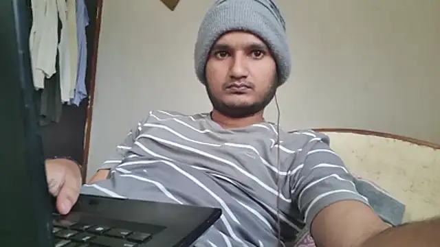 Snapshot of Jonrobinso chatting on November 28, 2025, 5:10 am Jonrobinso online show from November 28, 2025, 5:10 am