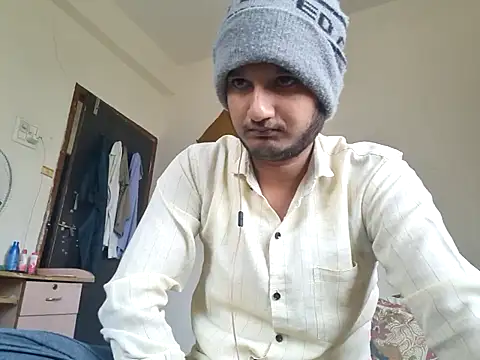 Snapshot of Jonrobinso chatting on November 29, 2025, 5:21 am Jonrobinso online show from November 29, 2025, 5:21 am