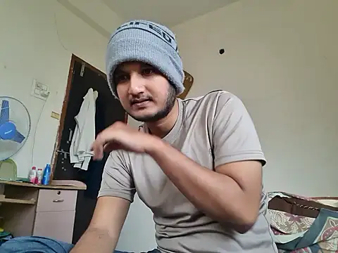 Snapshot of Jonrobinso chatting on December 1, 2025, 5:45 am Jonrobinso online show from December 1, 2025, 5:45 am