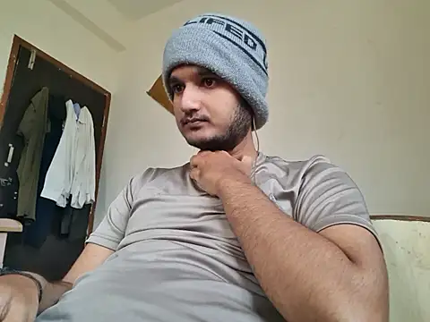 Snapshot of Jonrobinso chatting on December 3, 2025, 6:32 am Jonrobinso online show from December 3, 2025, 6:32 am