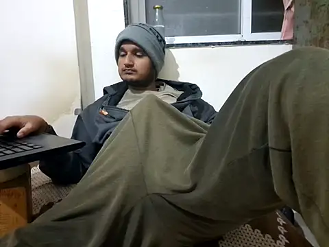 Snapshot of Jonrobinso chatting on December 5, 2025, 4:36 pm Jonrobinso online show from December 5, 2025, 4:36 pm