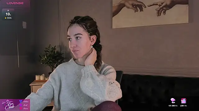 Snapshot of Belle_Via chatting on December 4, 2024, 10:13 am Belle Via online show from December 4, 2024, 10:13 am