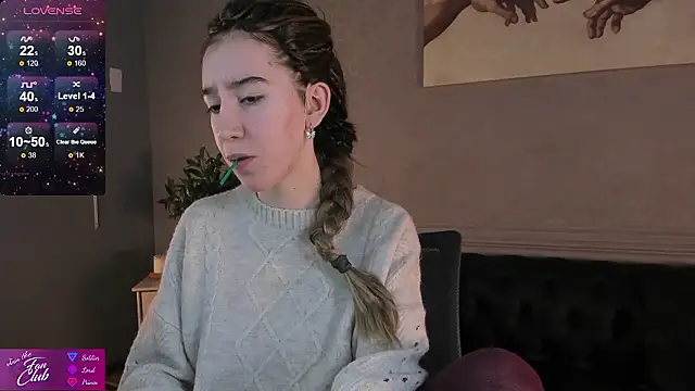 Snapshot of Belle_Via chatting on December 4, 2024, 1:20 pm Belle Via online show from December 4, 2024, 1:20 pm