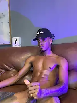 AaronCruz  online show from February 15, 2025, 4:34 pm