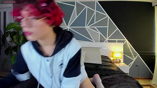 Snapshot of Max_lover1 chatting on March 11, 2025, 7:36 pm Max lover1 online show from March 11, 2025, 7:36 pm