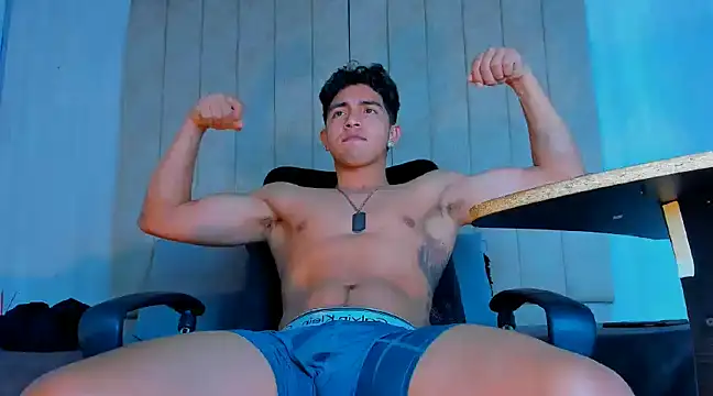 Muichiro tokito1 online show from January 14, 2025, 10:44 pm