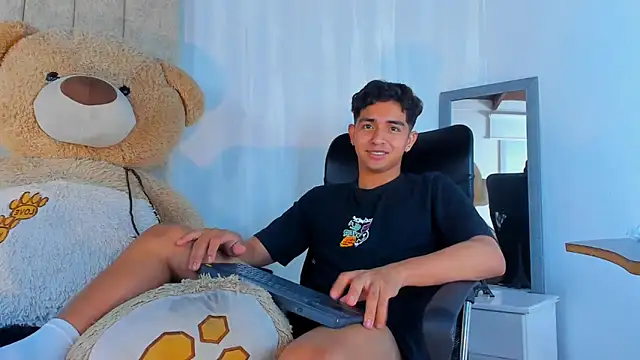 Muichiro tokito1 online show from January 30, 2025, 9:36 am