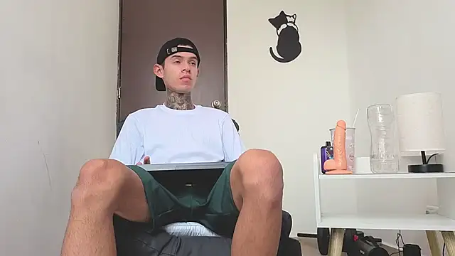 Saturno v online show from November 9, 2025, 6:23 am