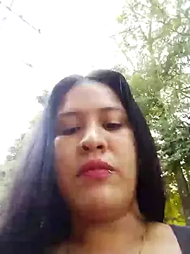 Snapshot of Miia_grand chatting on December 25, 2024, 10:37 pm Miia grand online show from December 25, 2024, 10:37 pm