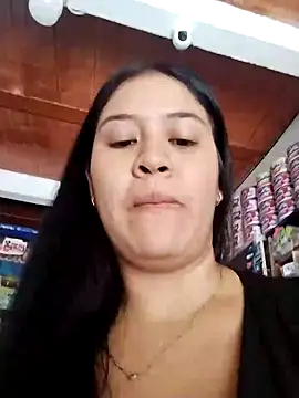 Snapshot of Miia_grand chatting on February 13, 2025, 4:39 pm Miia grand online show from February 13, 2025, 4:39 pm