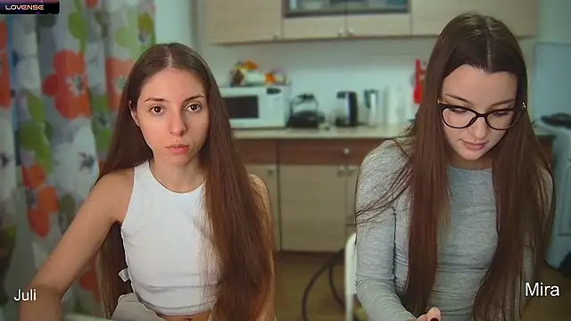 fcjuicy pussy online show from December 3, 2024, 12:59 pm