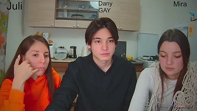 fcjuicy pussy online show from January 28, 2025, 3:04 pm