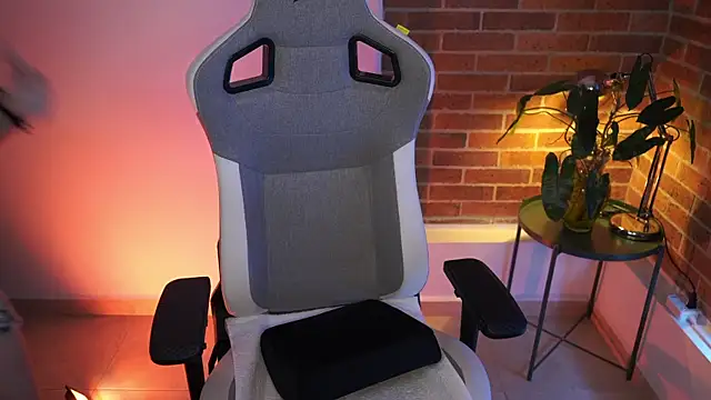 Snapshot of anyacutex chatting on January 19, 2025, 7:37 pm anyacutex online show from January 19, 2025, 7:37 pm