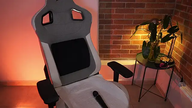 Snapshot of anyacutex chatting on January 20, 2025, 10:37 pm anyacutex online show from January 20, 2025, 10:37 pm