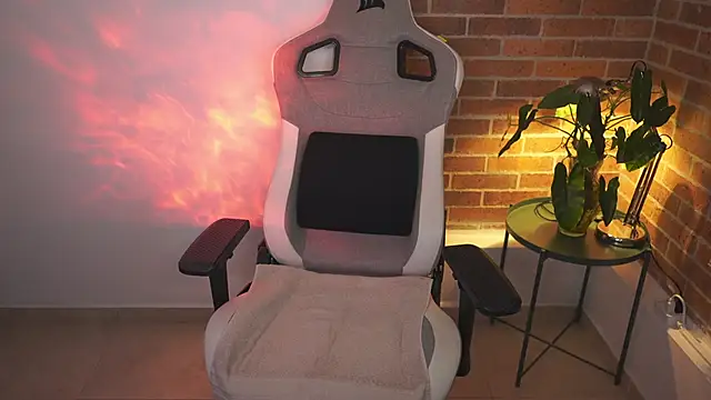 Snapshot of anyacutex chatting on February 9, 2025, 10:21 pm anyacutex online show from February 9, 2025, 10:21 pm