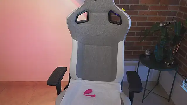 Snapshot of anyacutex chatting on March 16, 2025, 9:37 pm anyacutex online show from March 16, 2025, 9:37 pm