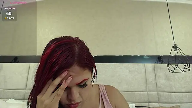 kimCosseyy online show from February 17, 2025, 2:09 am