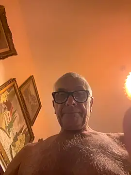 Snapshot of 4n4l1zz4m1 chatting on November 2, 2025, 12:46 am 4n4l1zz4m1 online show from November 2, 2025, 12:46 am