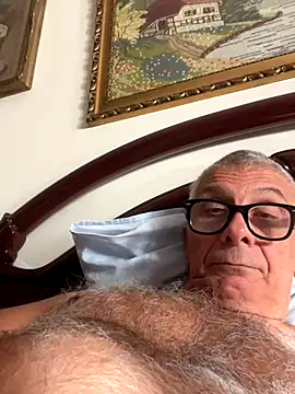 Snapshot of 4n4l1zz4m1 chatting on November 4, 2025, 2:49 pm 4n4l1zz4m1 online show from November 4, 2025, 2:49 pm