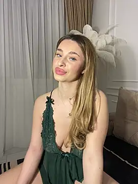 GraceCarther online show from January 22, 2025, 7:03 pm