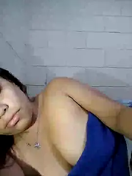 Snapshot of Gaby503 chatting on December 11, 2024, 7:20 am Gaby503 online show from December 11, 2024, 7:20 am