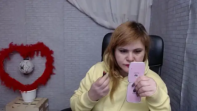 DaniellaKiss online show from January 25, 2025, 1:10 am