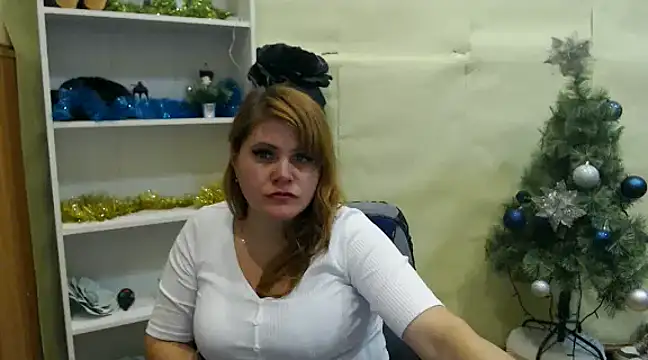 DaniellaKiss online show from February 5, 2025, 8:04 pm