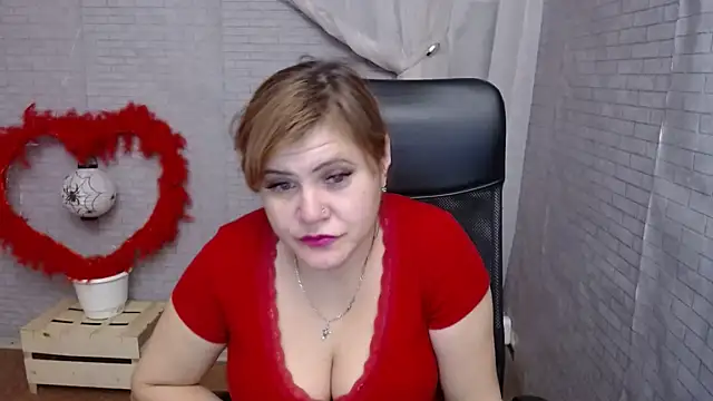 DaniellaKiss online show from February 6, 2025, 8:45 pm