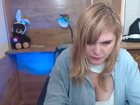 DaniellaKiss online show from October 9, 2025, 8:18 pm