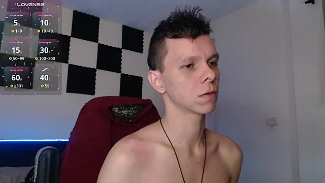 bryamado69 online show from November 9, 2025, 5:11 pm