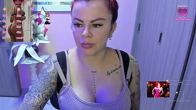 KAROL MILF online show from November 9, 2025, 3:21 pm