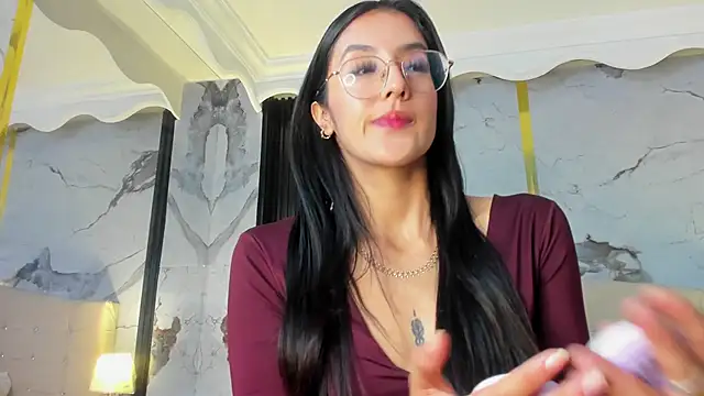 Princess Violett online show from February 1, 2025, 1:30 pm