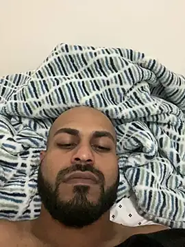 Snapshot of islandvybee55 chatting on January 19, 2025, 7:04 am islandvybee55 online show from January 19, 2025, 7:04 am