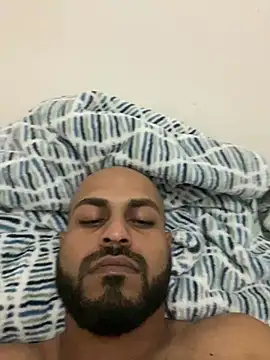 Snapshot of islandvybee55 chatting on January 19, 2025, 6:53 pm islandvybee55 online show from January 19, 2025, 6:53 pm