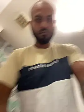 Snapshot of islandvybee55 chatting on February 22, 2025, 11:13 pm islandvybee55 online show from February 22, 2025, 11:13 pm