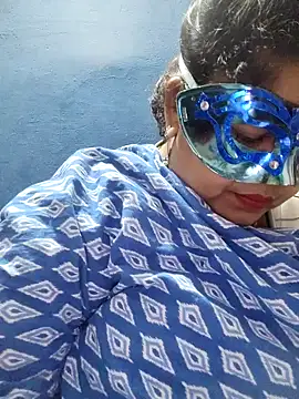 tamilthanushri online show from February 17, 2025, 6:04 pm