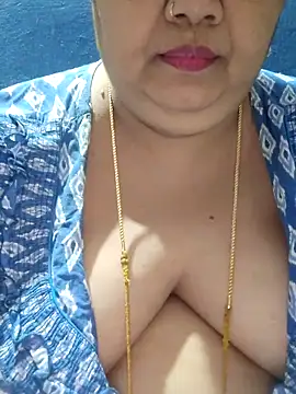 tamilthanushri online show from October 13, 2025, 9:53 am