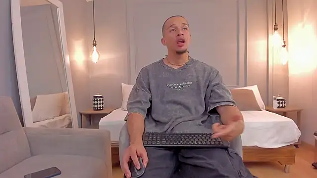 Snapshot of Dominick_star chatting on November 10, 2025, 4:22 am Dominick star online show from November 10, 2025, 4:22 am