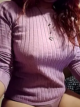 Snapshot of KITTEN-10 chatting on October 11, 2025, 3:39 am KITTEN-10 online show from October 11, 2025, 3:39 am