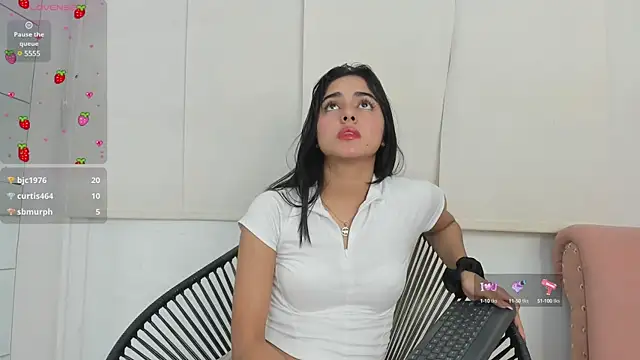 Snapshot of natalia_aguirre1 chatting on February 8, 2025, 3:42 pm natalia aguirre1 online show from February 8, 2025, 3:42 pm
