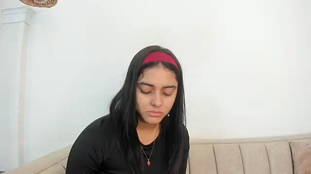 Snapshot of natalia_aguirre1 chatting on October 28, 2025, 12:09 pm natalia aguirre1 online show from October 28, 2025, 12:09 pm