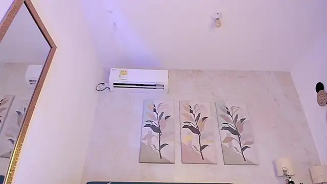 Snapshot of JOCELYN_SANTANA1 chatting on October 17, 2025, 12:08 pm JOCELYN SANTANA1 online show from October 17, 2025, 12:08 pm