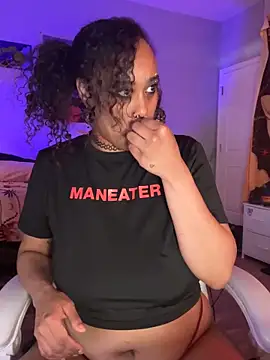 Snapshot of loveluna8 chatting on March 4, 2025, 8:46 am loveluna8 online show from March 4, 2025, 8:46 am