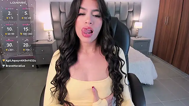 Snapshot of sarita_evanss chatting on November 21, 2025, 6:56 am sarita evanss online show from November 21, 2025, 6:56 am