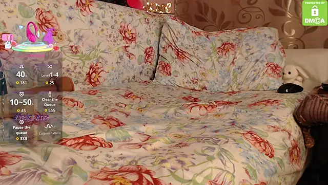 Snapshot of _M_i_a___ chatting on October 20, 2025, 2:56 am M i a online show from October 20, 2025, 2:56 am