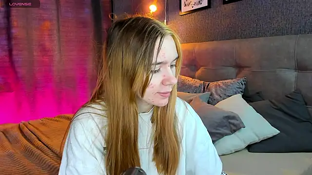 Lesi Moonie01 online show from September 30, 2025, 6:18 am