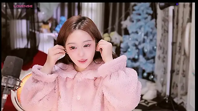 Snapshot of Missy_Nana21 chatting on December 31, 2024, 4:14 pm Missy Nana21 online show from December 31, 2024, 4:14 pm