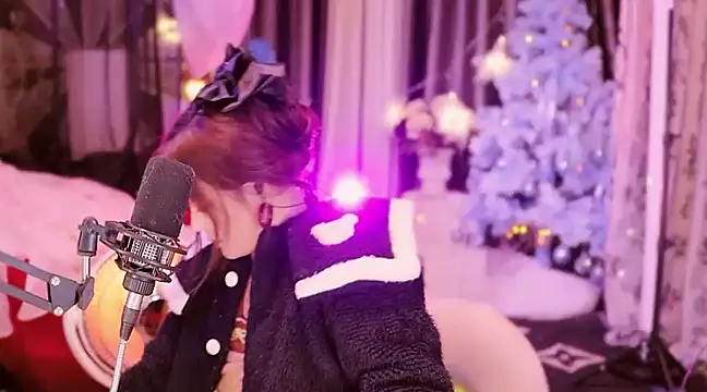 Snapshot of Missy_Nana21 chatting on January 1, 2025, 4:39 pm Missy Nana21 online show from January 1, 2025, 4:39 pm